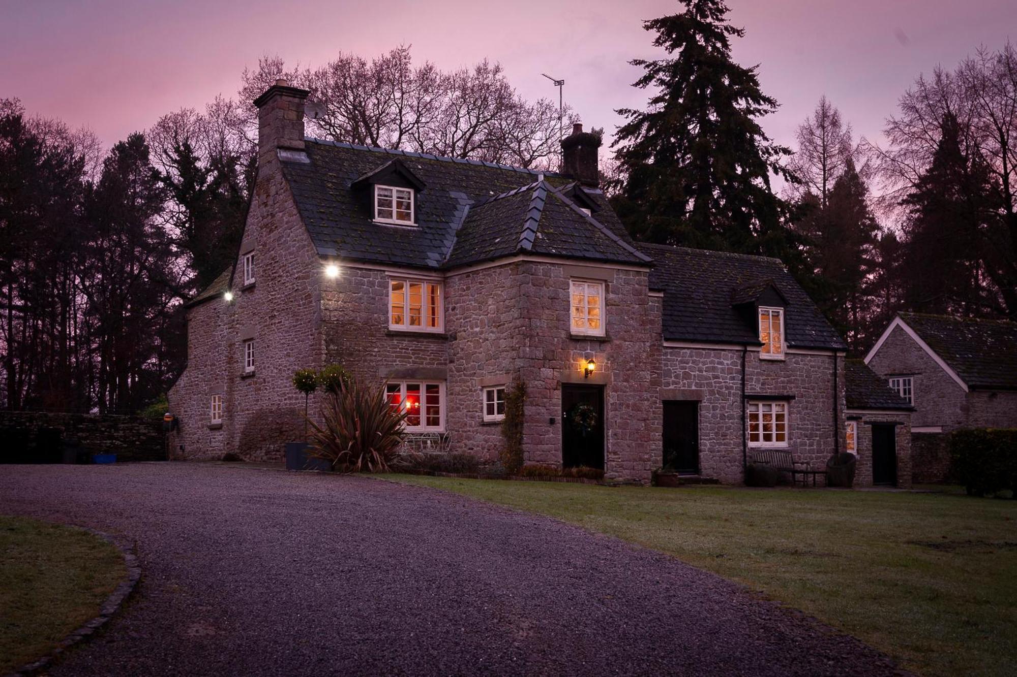 Danby Lodge Lydney Eksteriør billede