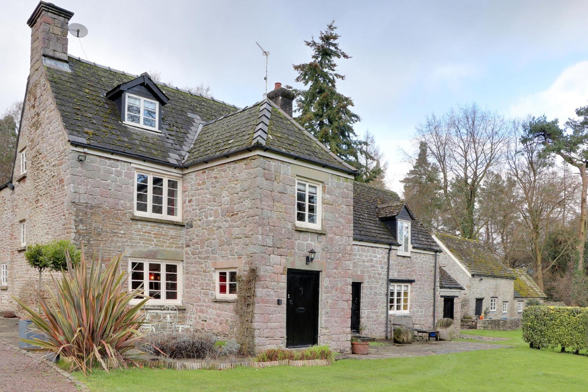 Danby Lodge Lydney Eksteriør billede